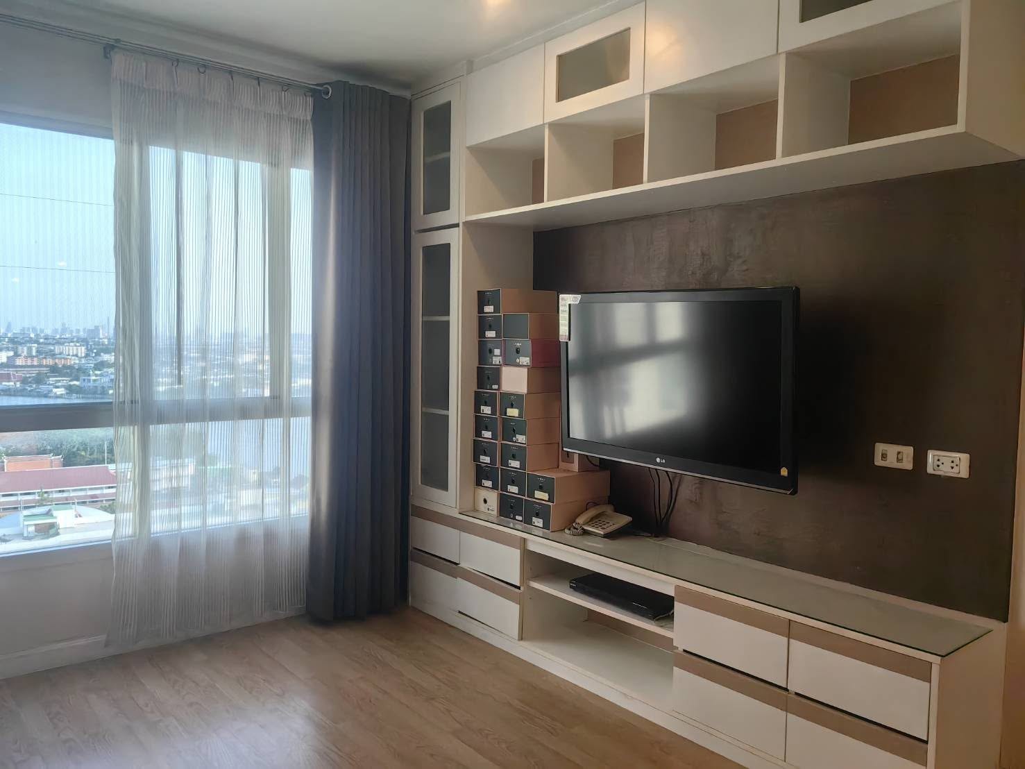 Condo Lumpini Ville Phibulsongkhram - Image 9