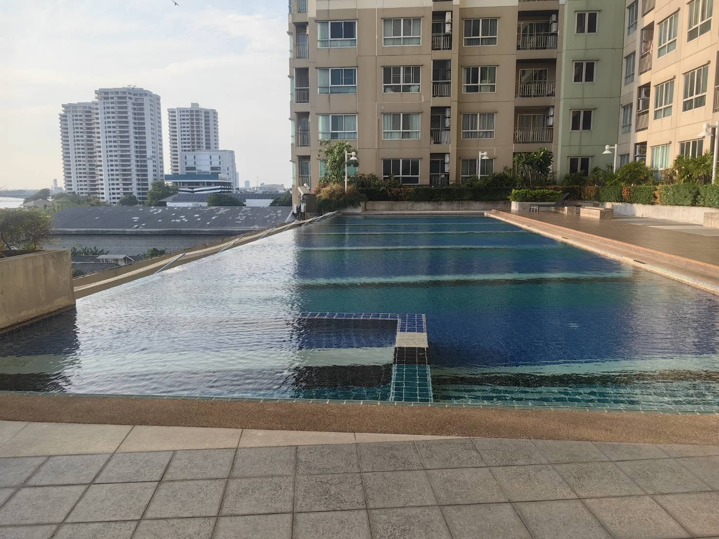 Condo Lumpini Ville Phibulsongkhram - Image 17